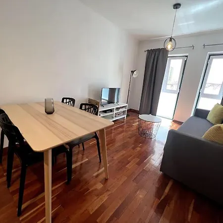 Apartment Prime Location - Historic District With Private Parking *